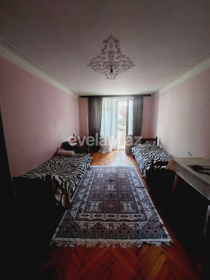 Sale, old building, 3 room, 68 m², Baku, Nizami r, Neftchilar m.