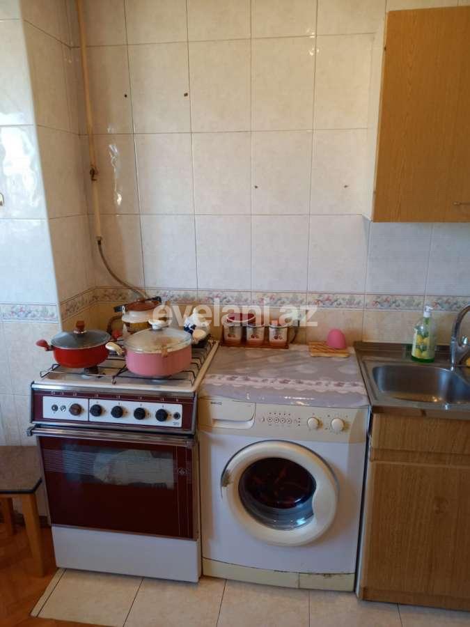 Продаётся, вторичка, 5-комнаты, 130 m², Баку, Ясамальский r, Ени Ясамал p, Иншаатчылар m.