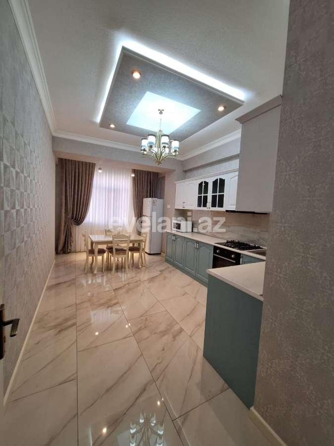 Satılır, yeni tikili, 3 otaqlı, 128 m², Bakı, Nəsimi r, 4-cü mikrorayon q, Memar Əcəmi m.