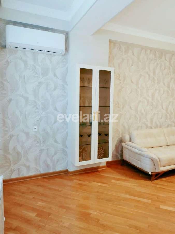 Satılır, yeni tikili, 2 otaqlı, 62 m², Bakı, Nəsimi r, 4-cü mikrorayon q, Memar Əcəmi m.