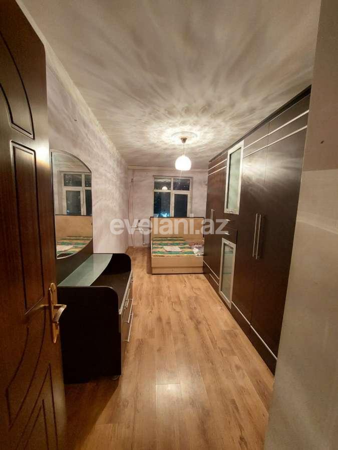 Rent, old building, 2 room, 76 m², Baku, Nizami r, Gara Garayev m.