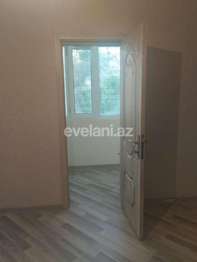 Kirayə verilir, köhnə tikili, 2 otaqlı, 70 m², Bakı, Binəqədi r, 8-ci mikrorayon q, Azadlıq prospekti m.