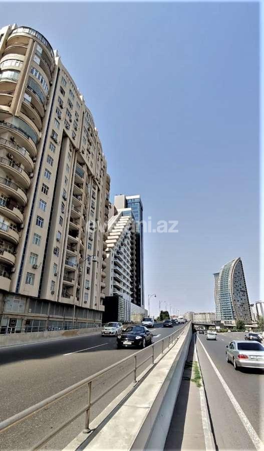 Kirayə verilir, yeni tikili, 4 otaqlı, 200 m², Bakı, Xətai r.