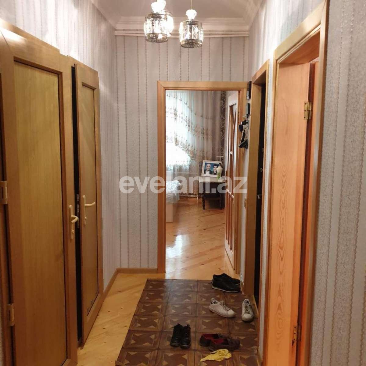 Satılır, köhnə tikili, 2 otaqlı, 60 m², Bakı, Xətai r, Həzi Aslanov m.