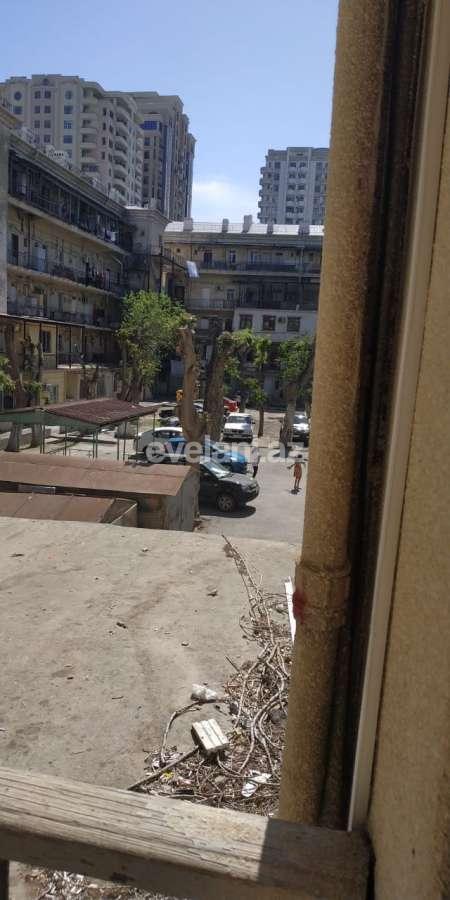 Satılır, köhnə tikili, 2 otaqlı, 45 m², Bakı, Nəsimi r, 28 may m.