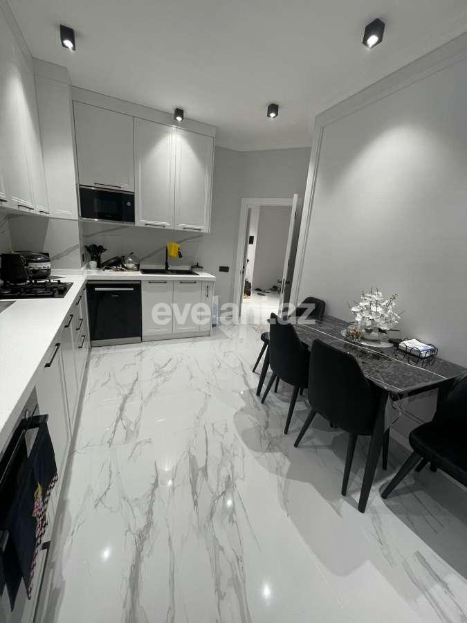 Satılır, yeni tikili, 3 otaqlı, 118 m², Bakı, Nərimanov r.