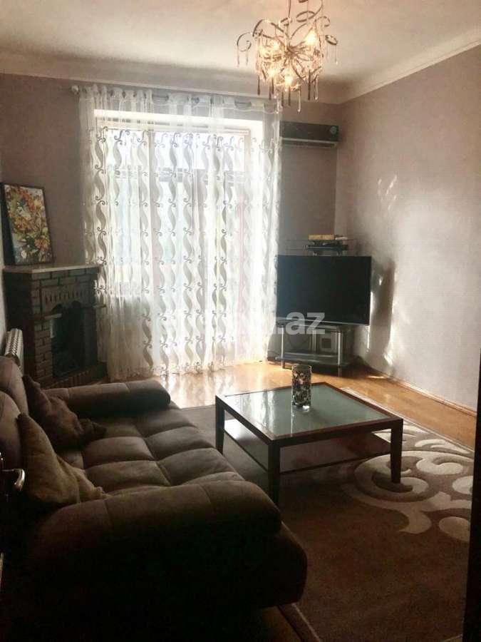 Сдаётся, вторичка, 2-комнаты, 61 m², Баку, Сабаильский r, Ичери Шехер m.