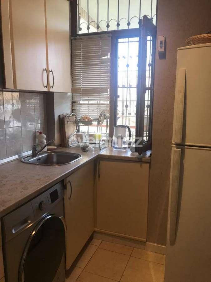 Сдаётся, вторичка, 2-комнаты, 61 m², Баку, Сабаильский r, Ичери Шехер m.