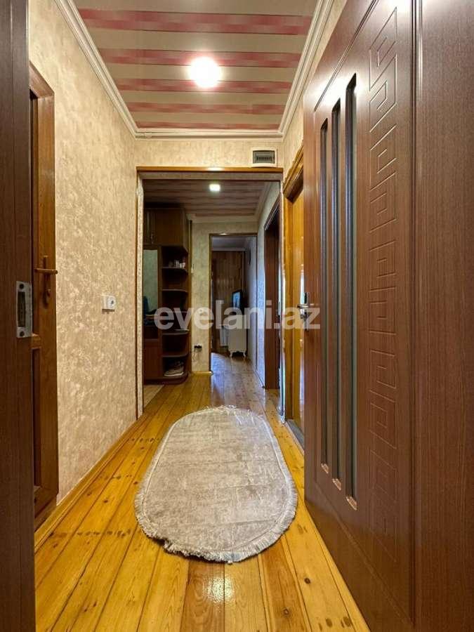 Satılır, köhnə tikili, 3 otaqlı, 65 m², Bakı, Suraxanı r, Yeni Günəşli q, Xalqlar Dostluğu m.