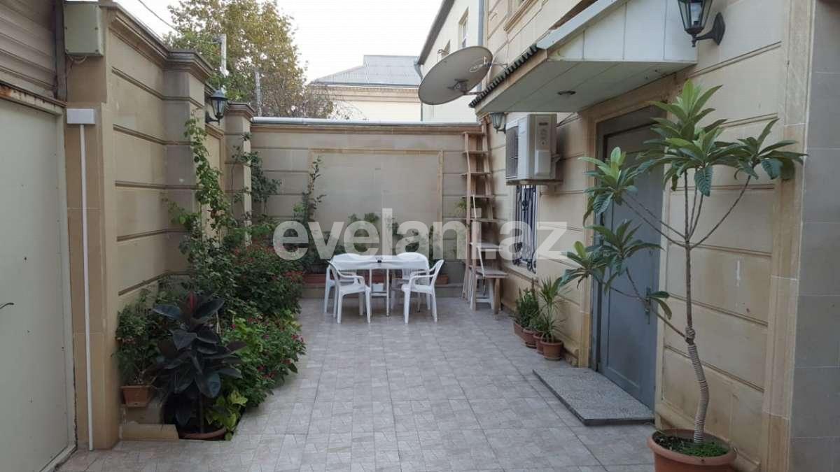 Satılır, villa, 4 otaqlı, 133.6 m², Bakı, Səbail r, Badamdar q.