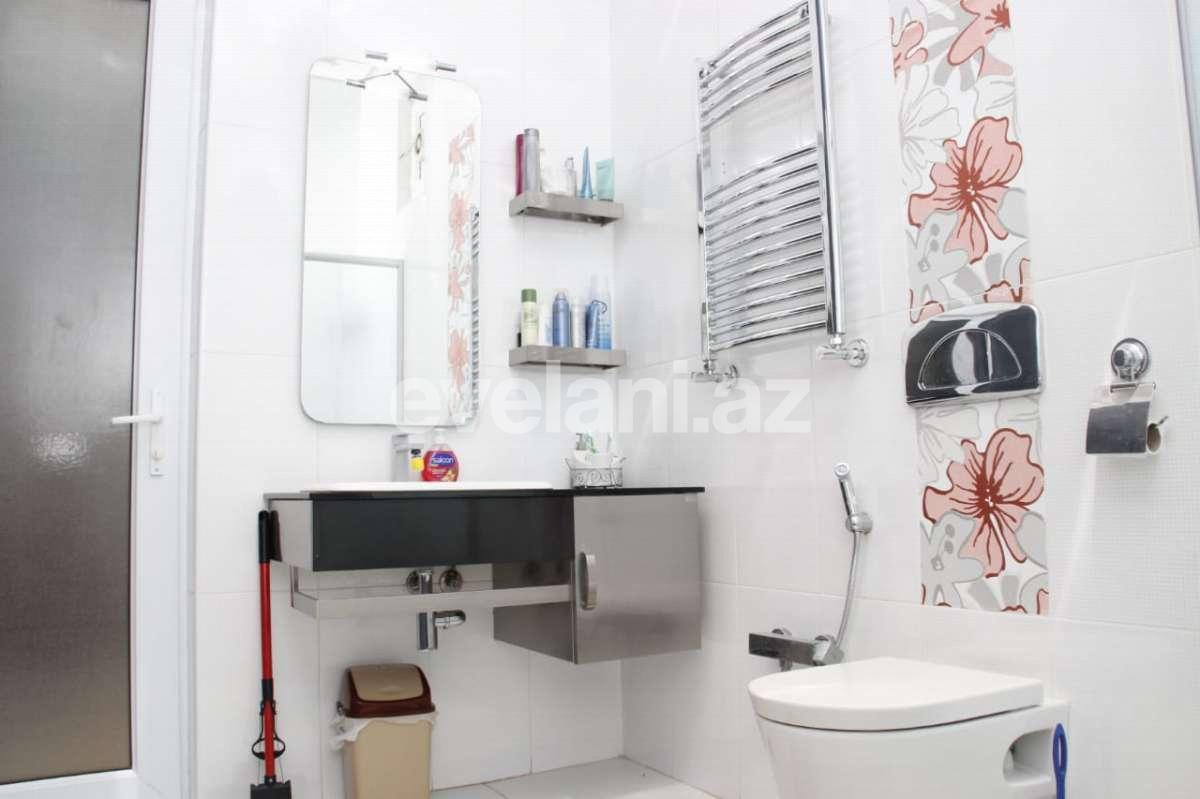 Rent, old building, 1 room, 35 m², Baku, Yasamal r, Inshaatchilar m.