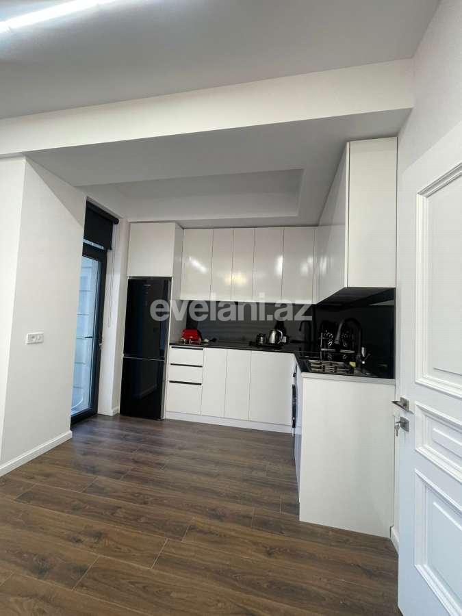 Сдаётся, новостройка, 3-комнаты, 130 m², Баку, Сабаильский r, Ичери Шехер m.