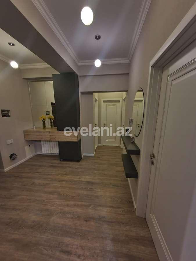 Kirayə verilir, yeni tikili, 2 otaqlı, 80 m², Bakı, Suraxanı r, Qaraçuxur q.