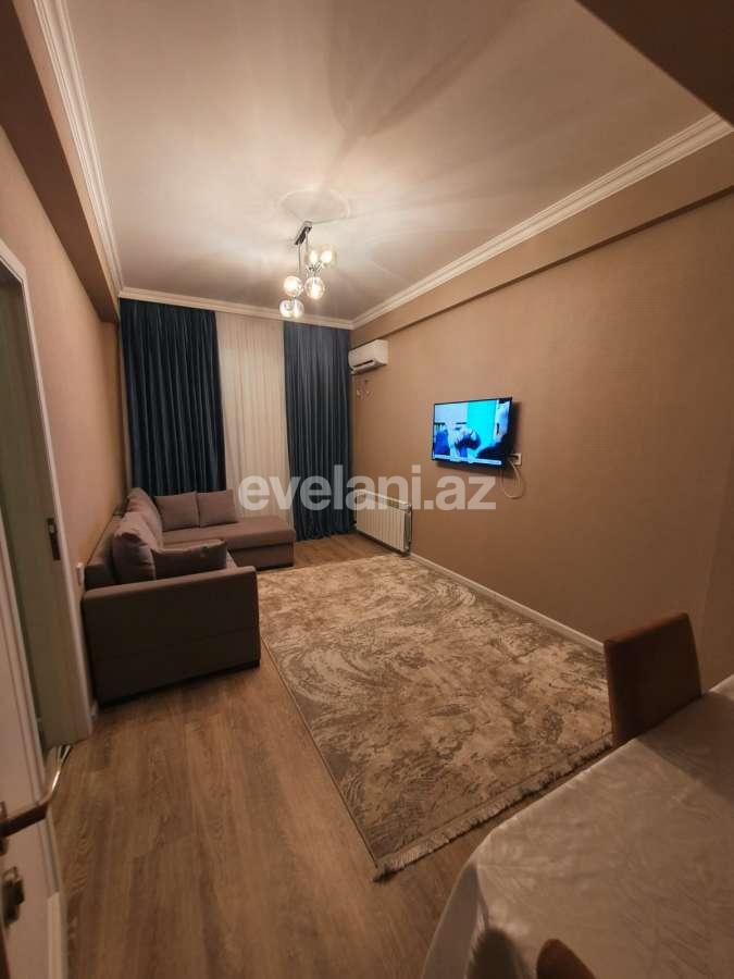 Kirayə verilir, yeni tikili, 2 otaqlı, 80 m², Bakı, Suraxanı r, Qaraçuxur q.