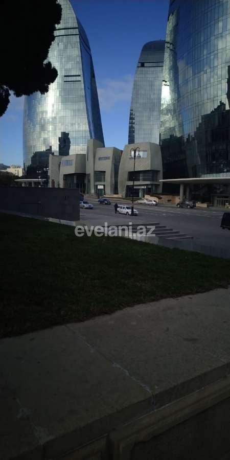 Продаётся, вторичка, 2-комнаты, 60 m², Баку, Сабаильский r, Ичери Шехер m.