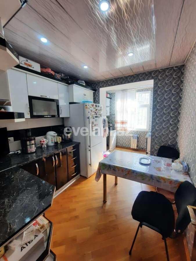 Satılır, köhnə tikili, 3 otaqlı, 100 m², Bakı, Sabunçu r, Bakıxanov q.
