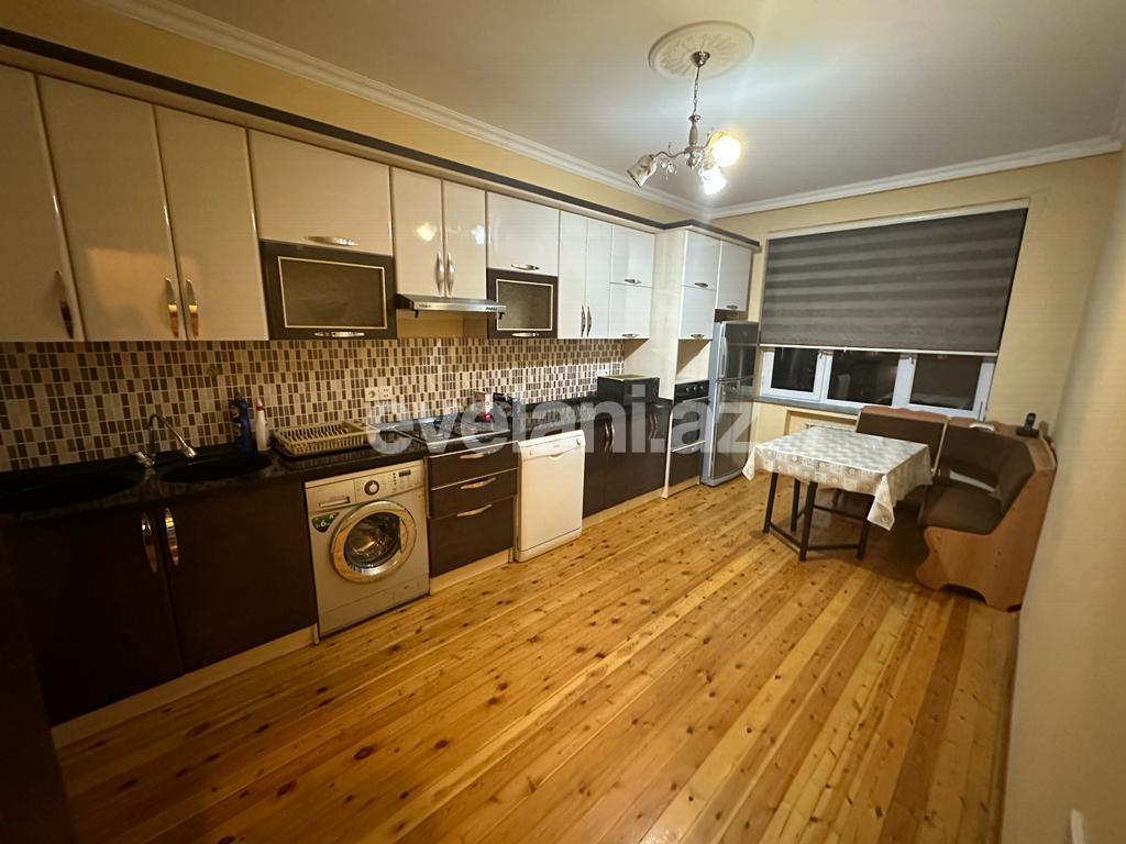 Kirayə verilir, köhnə tikili, 4 otaqlı, 110 m², Bakı, Xətai r, Şah İsmayıl Xətai m.