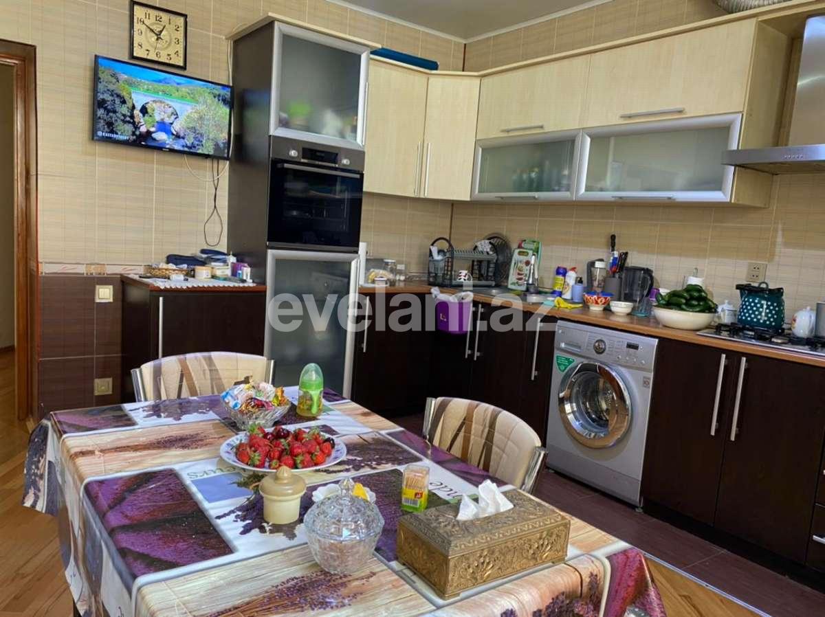 Satılır, villa, 7 otaqlı, 200 m², Bakı, Səbail r, Badamdar q.