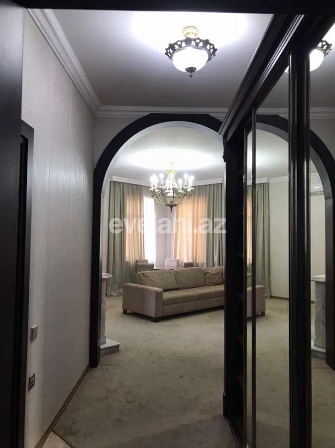 Kirayə verilir, köhnə tikili, 2 otaqlı, 80 m², Bakı, Səbail r, Sahil m.