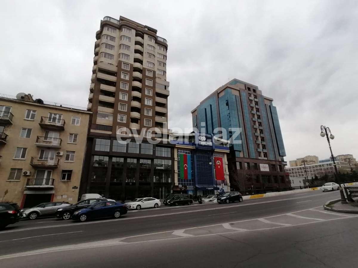 Satılır, köhnə tikili, 2 otaqlı, 60 m², Bakı, Nəsimi r.