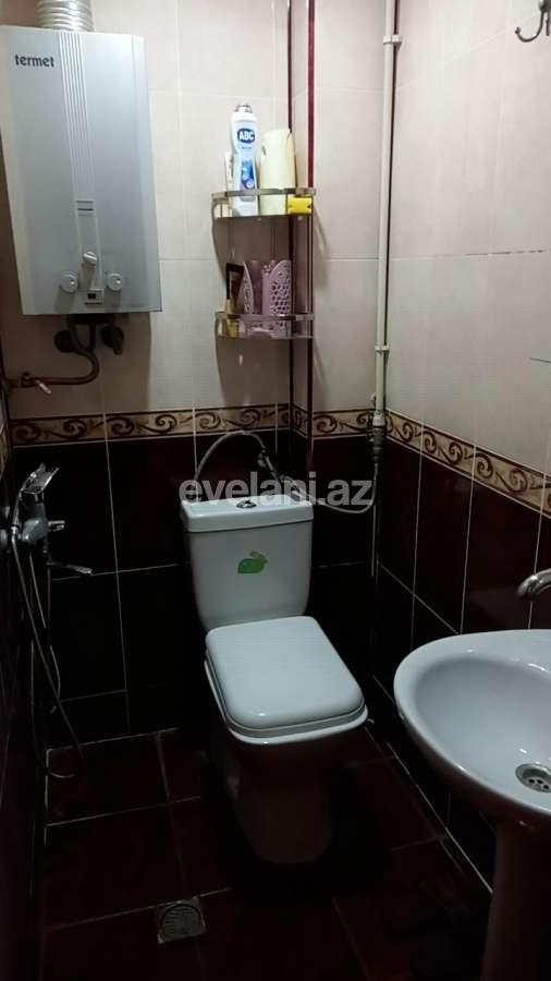 Sale, old building, 1 room, 32 m², Baku, Yasamal r, Inshaatchilar m.