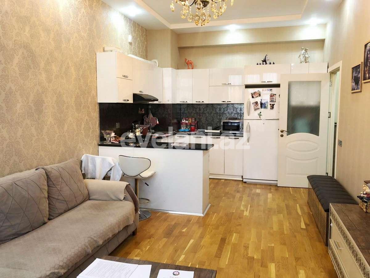 Satılır, yeni tikili, 2 otaqlı, 49 m², Bakı, Nizami r, Qara Qarayev m.