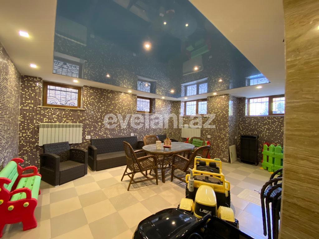 Satılır, həyət evi / bağ, 7 otaqlı, 450 m², Bakı, Abşeron r, Novxanı q.