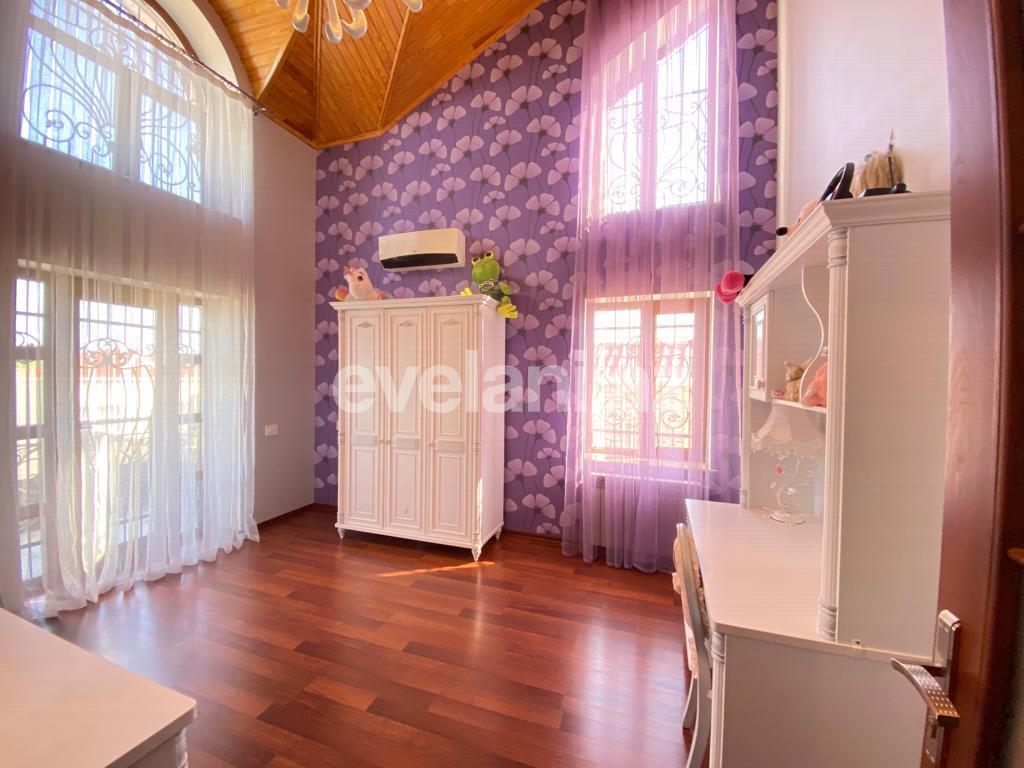 Satılır, həyət evi / bağ, 7 otaqlı, 450 m², Bakı, Abşeron r, Novxanı q.