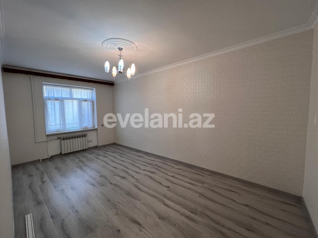 Satılır, köhnə tikili, 3 otaqlı, 80 m², Bakı, Suraxanı r, Yeni Günəşli q, Xalqlar Dostluğu m.