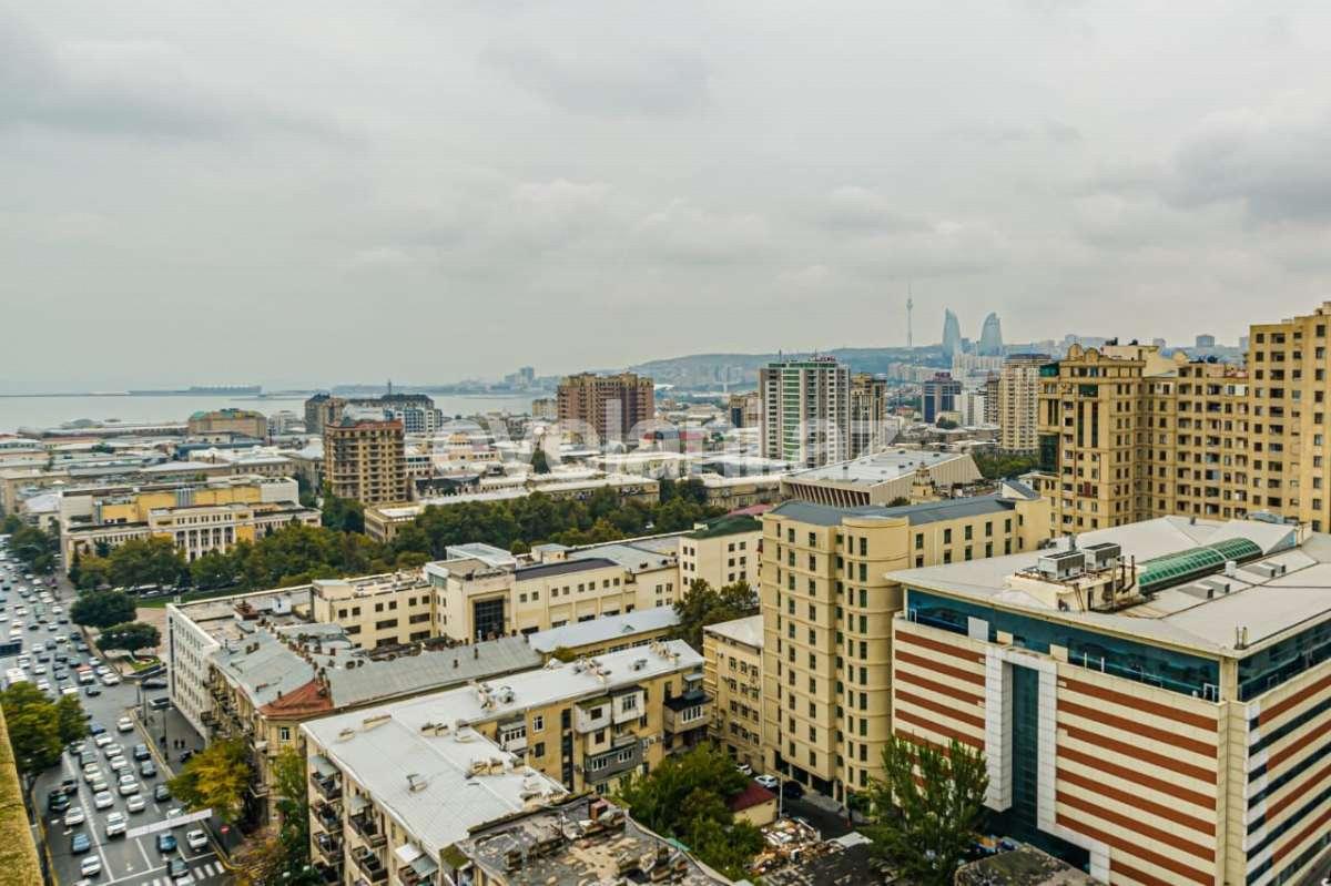 Kirayə verilir, yeni tikili, 5 otaqlı, 360 m², Bakı, Nəsimi r, 28 may m.