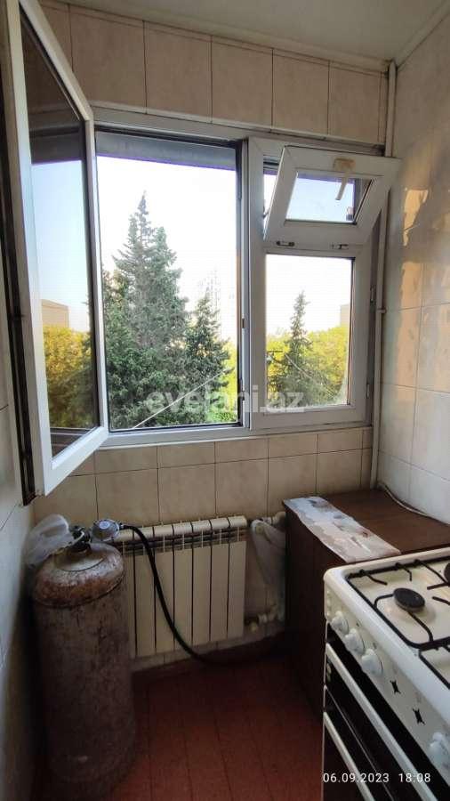 Kirayə verilir, köhnə tikili, 2 otaqlı, 65 m², Bakı, Binəqədi r, 8-ci mikrorayon q.