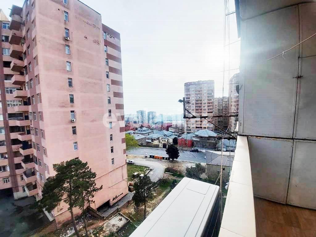 Sale, old building, 2 room, 60 m², Baku, Khatai r, Old Guneshli d.