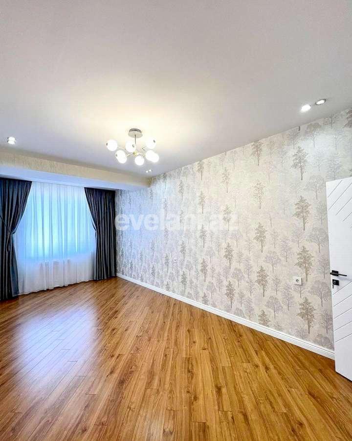 Satılır, yeni tikili, 3 otaqlı, 130 m², Bakı, Nizami r, Qara Qarayev m.