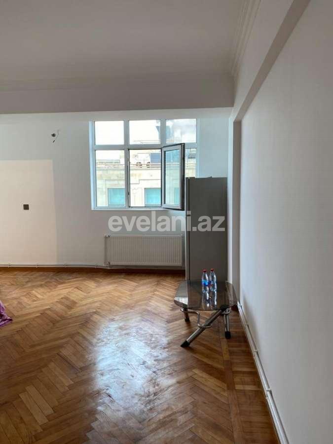 Satılır, köhnə tikili, 2 otaqlı, 55 m², Bakı, Səbail r.