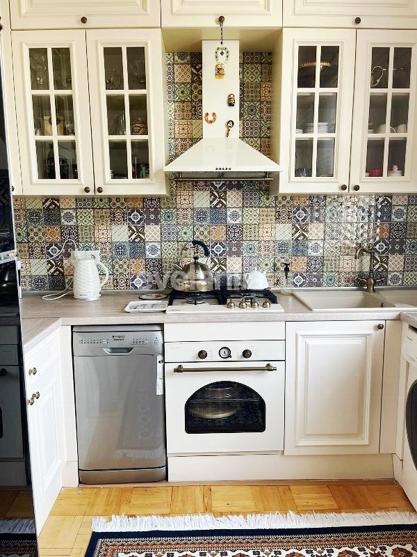 Satılır, köhnə tikili, 3 otaqlı, 100 m², Bakı, Nərimanov r, Montin q, Nəriman Nərimanov m.