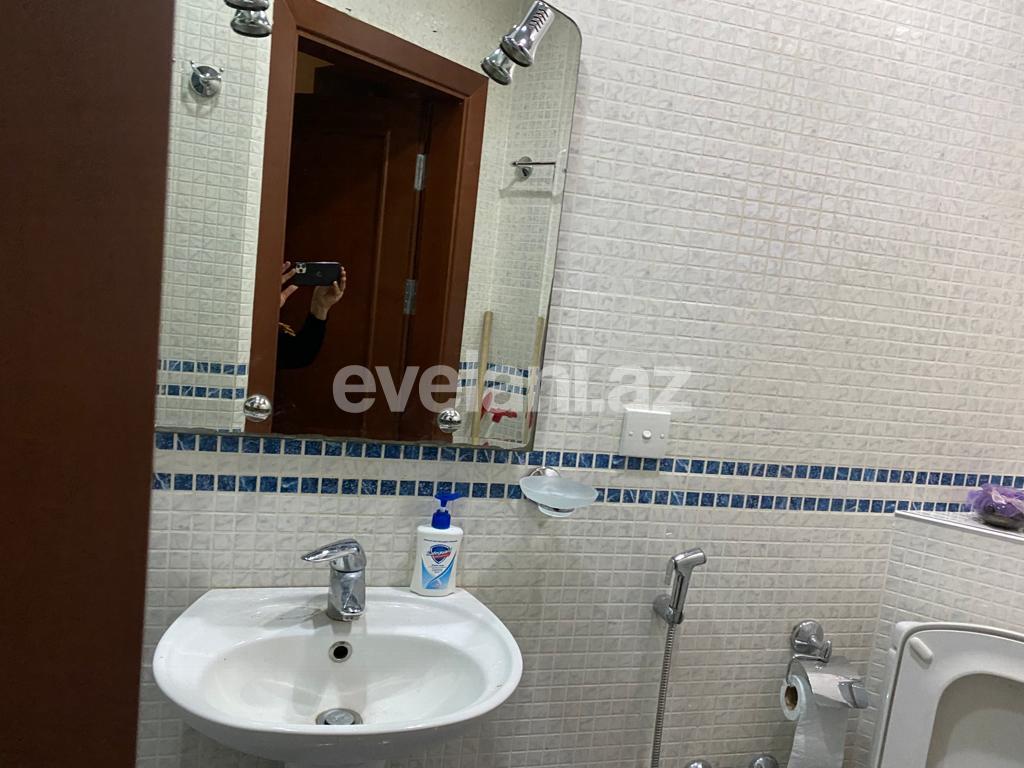 Kirayə verilir, köhnə tikili, 2 otaqlı, 60 m², Bakı, Səbail r, İçəri Şəhər m.