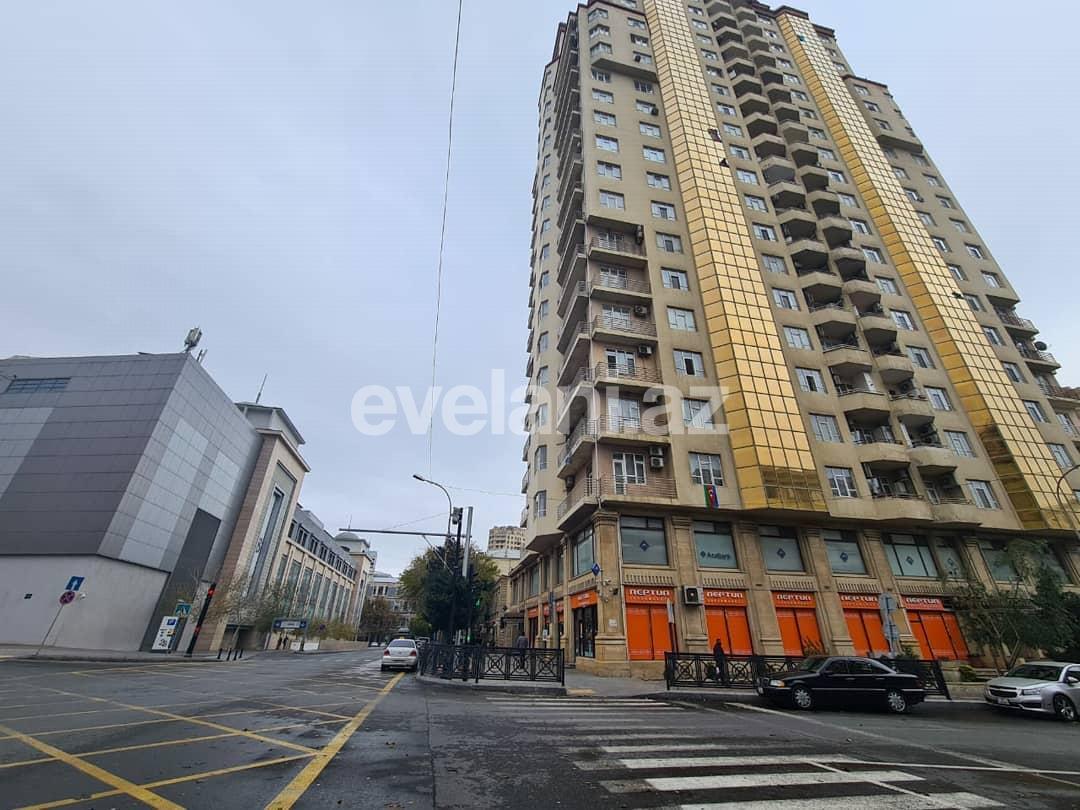 Kirayə verilir, yeni tikili, 4 otaqlı, 220 m², Bakı, Nəsimi r, 28 may m.