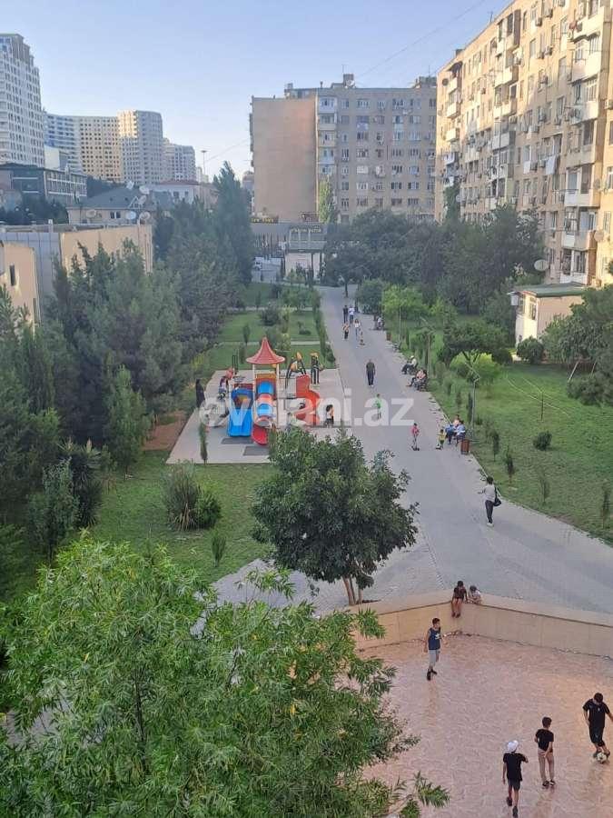 Satılır, köhnə tikili, 2 otaqlı, 65 m², Bakı, Xətai r, Həzi Aslanov q, Həzi Aslanov m.