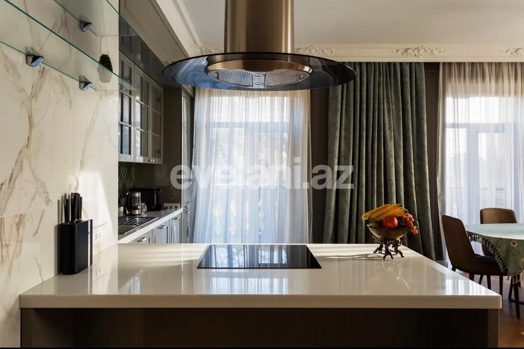 Sale, old building, 3 room, 115 m², Baku, Sabail r, Sahil m.