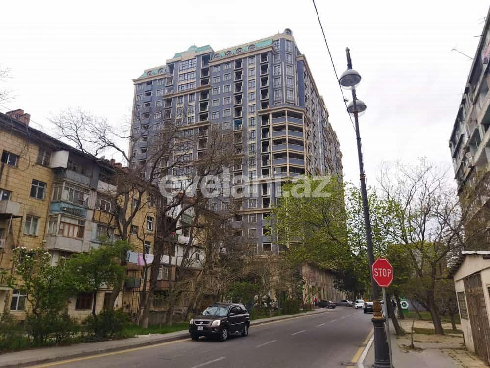 Satılır, yeni tikili, 2 otaqlı, 65 m², Bakı, Binəqədi r, 8-ci mikrorayon q.