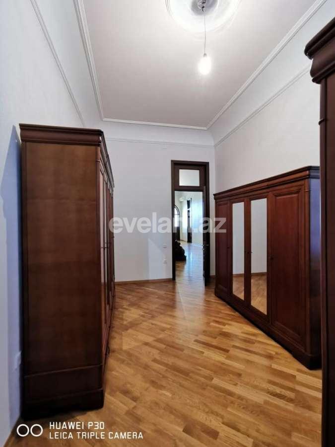 Satılır, villa, 13 otaqlı, 1000 m², Bakı, Binəqədi r, M. Rəsulzadə q.