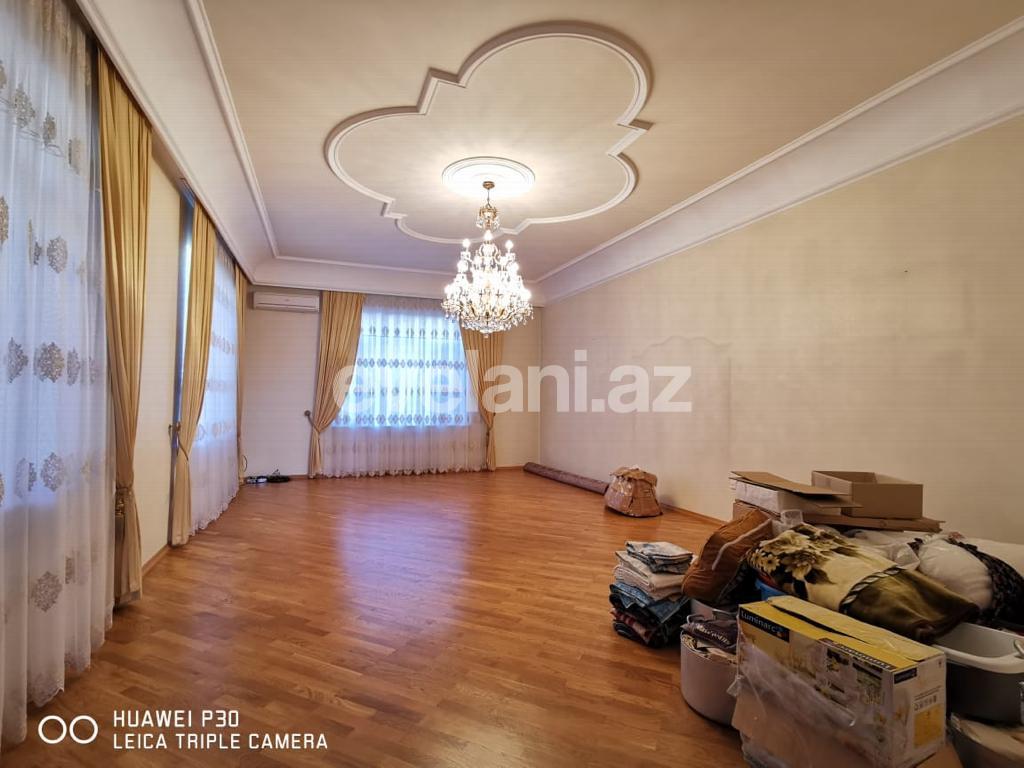 Satılır, villa, 13 otaqlı, 1000 m², Bakı, Binəqədi r, M. Rəsulzadə q.