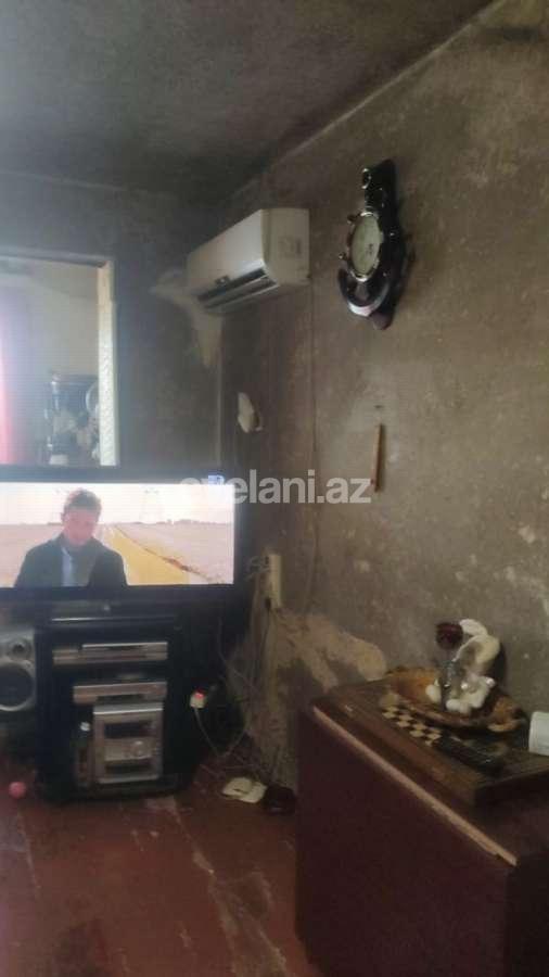 Sale, old building, 1 room, 35 m², Baku, Nizami r, 8-th kilometer d, Neftchilar m.