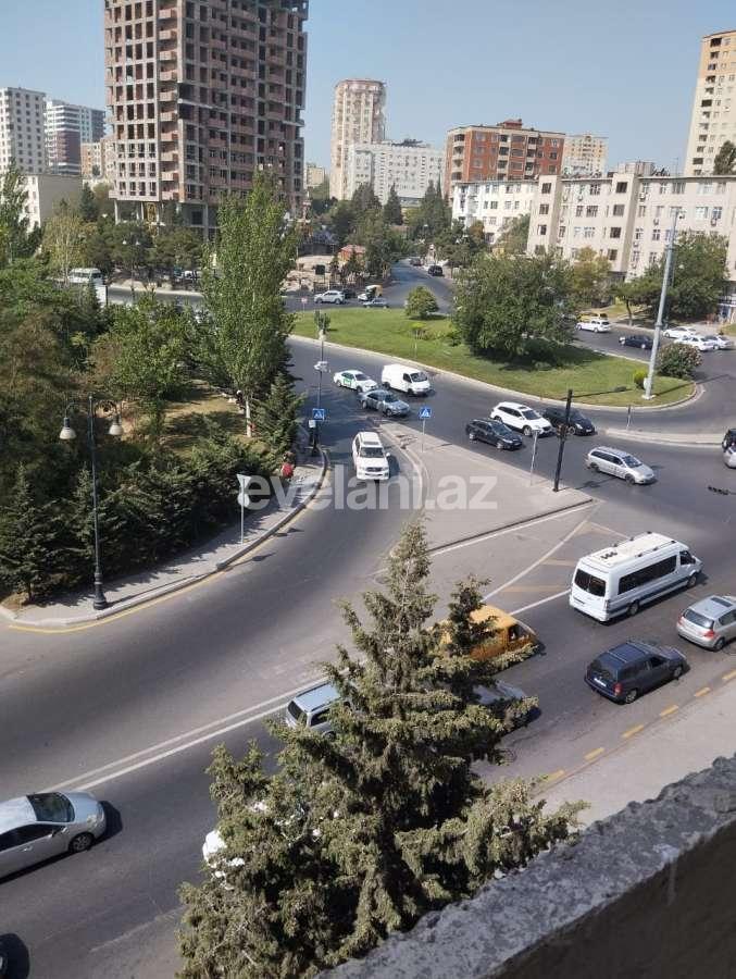 Продаётся, вторичка, 2-комнаты, 70 m², Баку, Насиминский r, 4-й микрорайон p, Мемар Аджеми m.