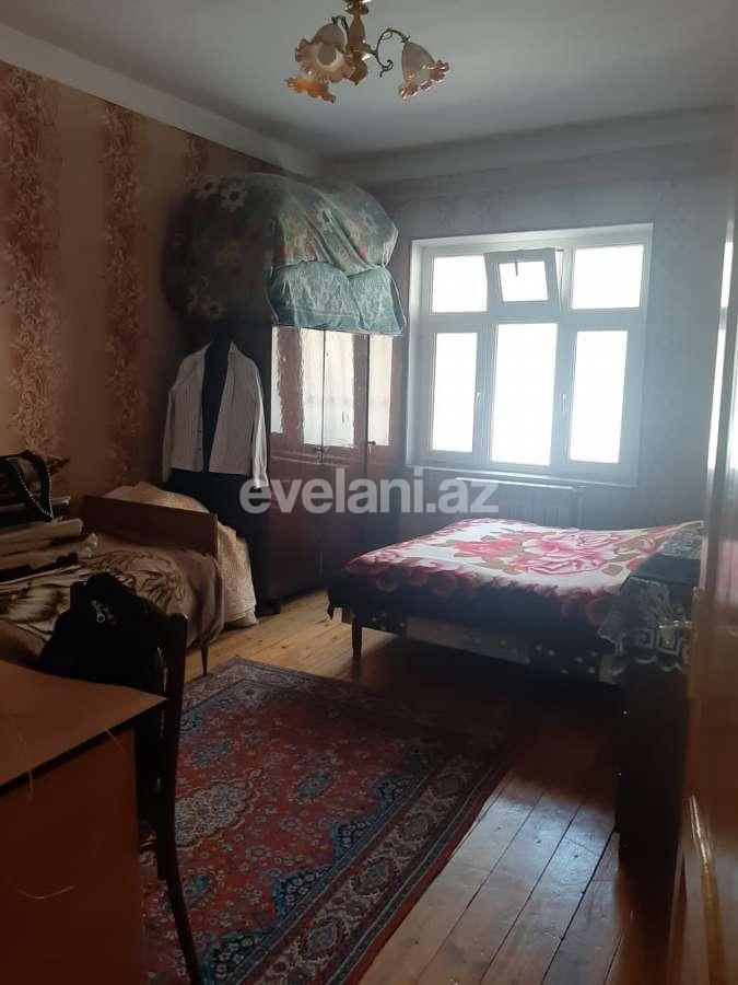 Satılır, köhnə tikili, 4 otaqlı, 100 m², Bakı, Yasamal r, Elmlər Akademiyası m.