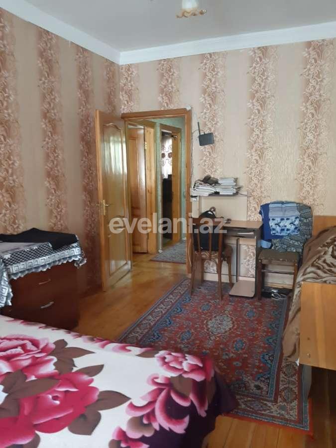 Satılır, köhnə tikili, 4 otaqlı, 100 m², Bakı, Yasamal r, Elmlər Akademiyası m.