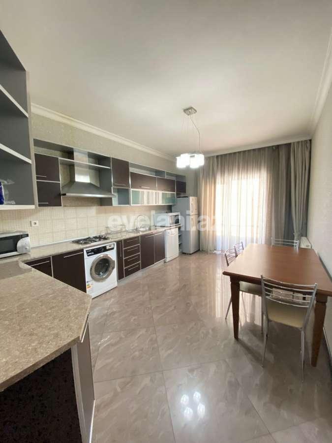 Kirayə verilir, yeni tikili, 4 otaqlı, 165 m², Bakı, Xətai r, Şah İsmayıl Xətai m.