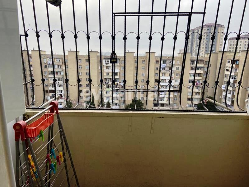 Sale, old building, 3 room, 70 m², Baku, Khatai r, Ahmedli d, Hazi Aslanov m.