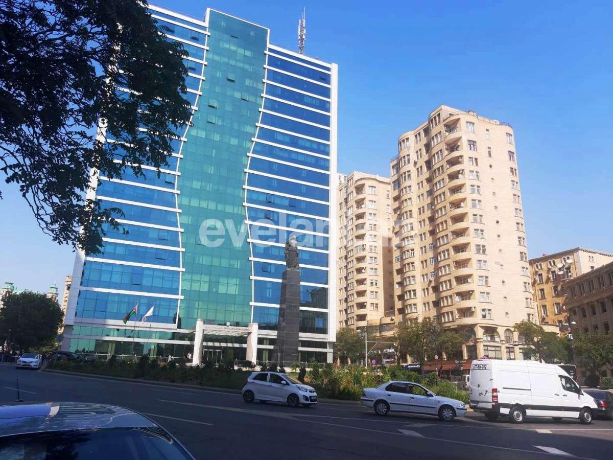 Rent, new building, 3 room, 160 m², Baku, Yasamal r, Nizami m.