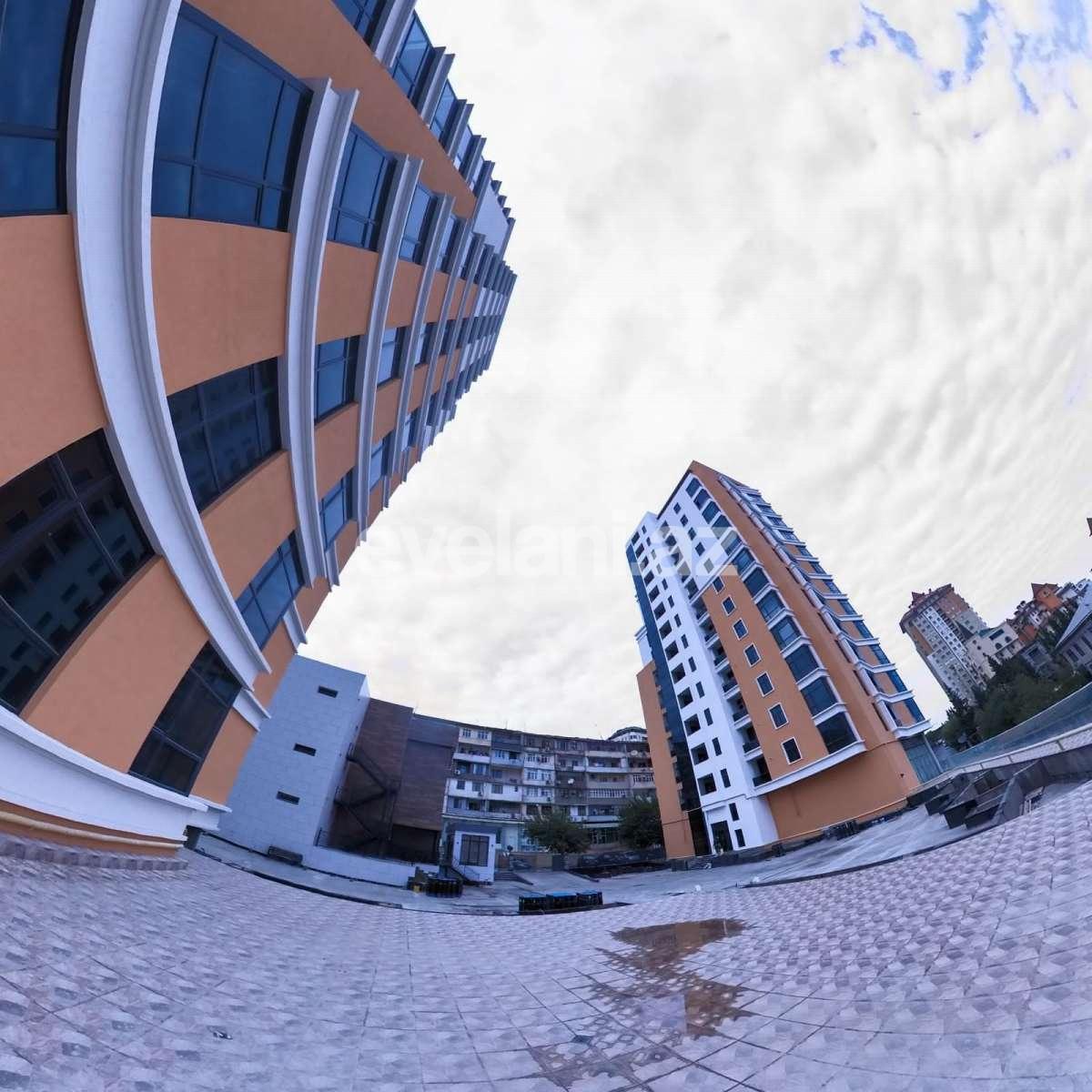 Satılır, yeni tikili, 4 otaqlı, 182 m², Bakı, Nərimanov r.